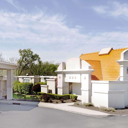 Howard Johnson By Wyndham نيوبورج المظهر الخارجي الصورة