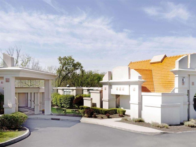 Howard Johnson By Wyndham نيوبورج المظهر الخارجي الصورة