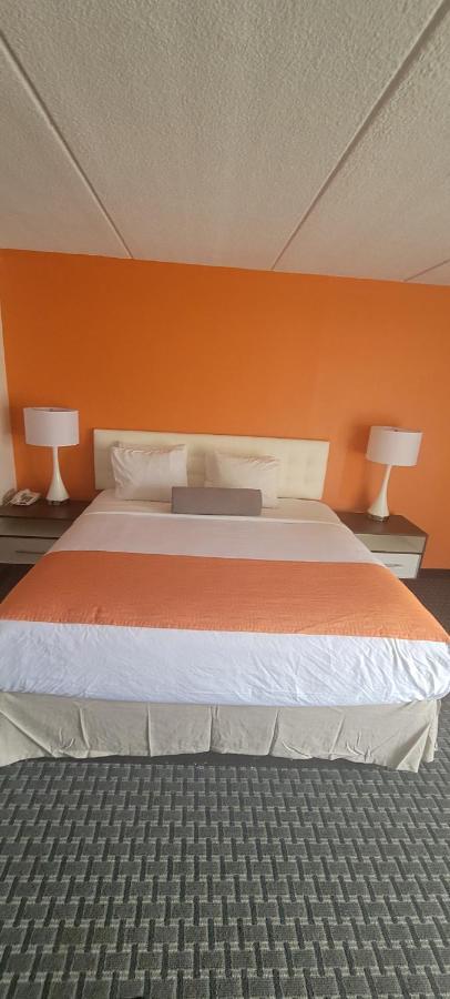 Howard Johnson By Wyndham نيوبورج المظهر الخارجي الصورة