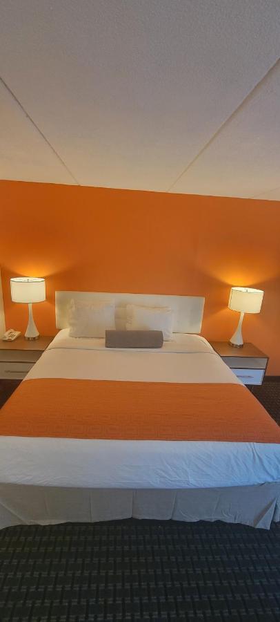Howard Johnson By Wyndham نيوبورج المظهر الخارجي الصورة